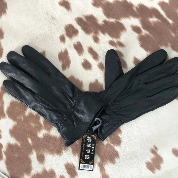 Black Lamb Leather Gloves - Picture 2 of 4